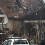 At least 10 are killed as a small plane crashes into a Brazilian town popular with tourists – National | Globalnews.ca