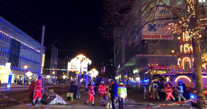 Driver plows car into crowd of people at Christmas market in Germany  | Globalnews.ca