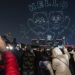 IN PHOTOS: Hundreds gather for Hong Kong’s 1st pyrotechnics drone show – National | Globalnews.ca