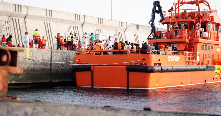 More than 10,000 migrants died this year trying to reach Spain by sea: Report – National | Globalnews.ca
