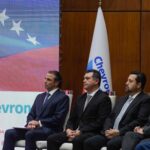 U.S. to end Venezuela oil export permit, cutting financial lifeline – National | Globalnews.ca