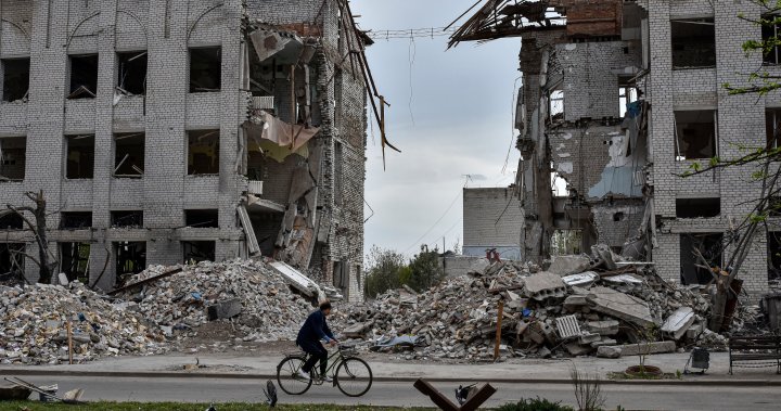 Ukraine, EU demand involvement in U.S.-Russia peace talks: ‘Dirty deal’ – National | Globalnews.ca