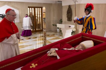Pope Francis’ funeral scheduled as mourners prepare to gather in Rome – National | Globalnews.ca