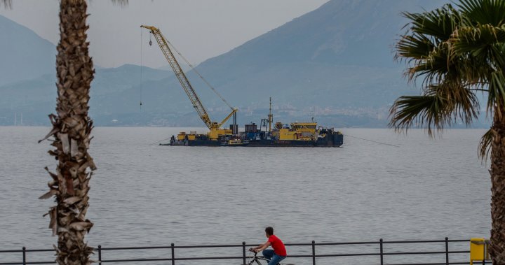 Extreme wind blamed for superyacht sinking that killed 7 last year: probe – National | Globalnews.ca