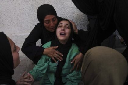Gaza sees new flow of aid after U.S.-backed group takes over operations – National | Globalnews.ca