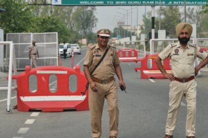 India suspends flights at key airports as tensions flare with Pakistan – National | Globalnews.ca