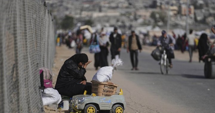 Israel’s latest strikes in Gaza kill 38 people including children – National | Globalnews.ca