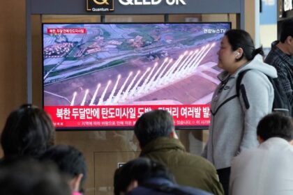 Kim Jong Un supervised missile tests simulating nuclear strikes: North Korea – National | Globalnews.ca