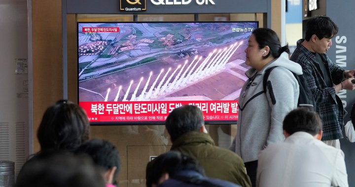 Kim Jong Un supervised missile tests simulating nuclear strikes: North Korea – National | Globalnews.ca