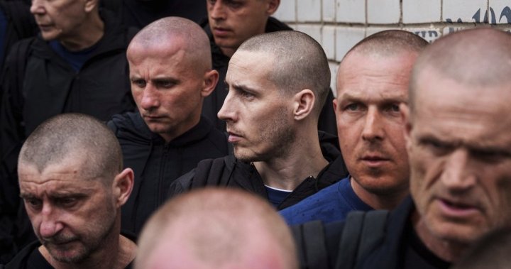 Russia and Ukraine swap hundreds more prisoners hours after a massive attack on Kyiv – National | Globalnews.ca