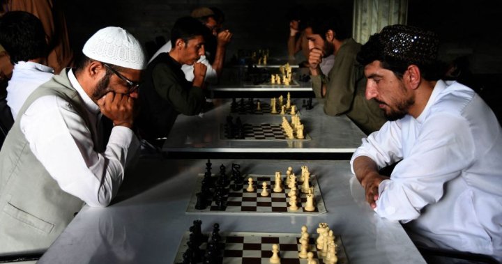 Taliban adds chess to ever-growing list of things banned in Afghanistan – National | Globalnews.ca