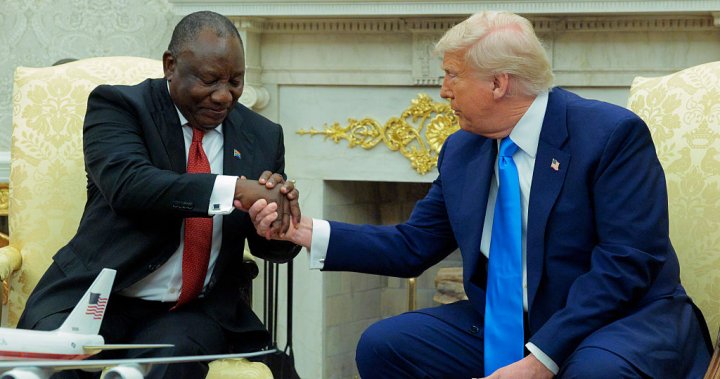 Trump, South African president have tense exchange in Oval Office – National | Globalnews.ca