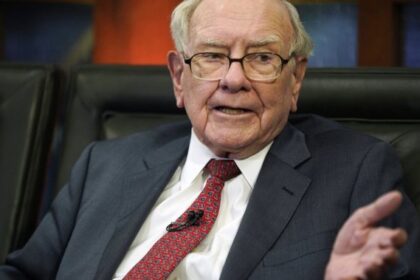 Warren Buffett to step down as Berkshire Hathaway CEO at year’s end – National | Globalnews.ca