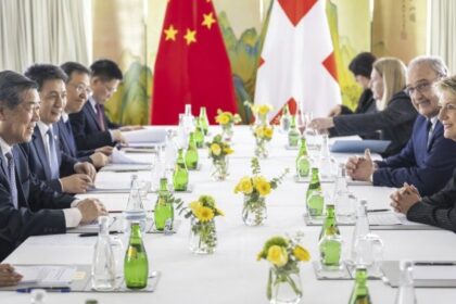 World watching as tariff talks begin between U.S. and Chinese officials in Geneva – National | Globalnews.ca