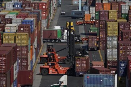 As Trump tariff deadline looms, countries asked to give best trade offers – National | Globalnews.ca