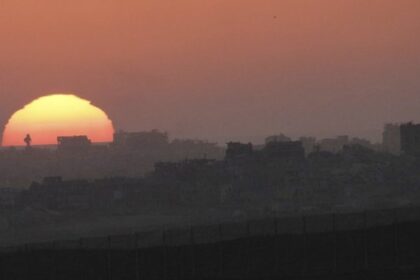 At least 34 people killed in Israeli strikes in Gaza as ceasefire prospects inch closer – National | Globalnews.ca
