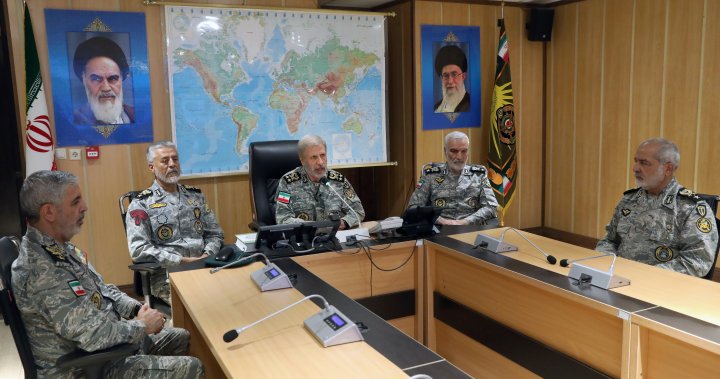 Israel hits Iran government targets, prison as Tehran launches new attacks – National | Globalnews.ca