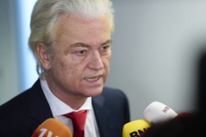Netherlands to soon hold elections after coalition government fractures – National | Globalnews.ca