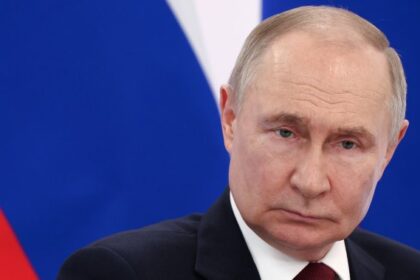 Putin ready to help Trump with Iran nuclear deal talks, Kremlin says – National | Globalnews.ca