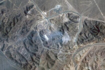U.S. strikes on Iran nuclear sites only set program back months: report – National | Globalnews.ca
