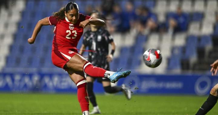 Canada’s Olivia Smith becomes world’s highest paid women’s soccer player – National | Globalnews.ca