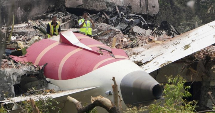 Investigation into Air India plane finds fuel was cut off moments before crash – National | Globalnews.ca
