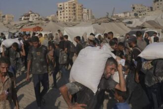 Israeli strikes kill at least 36, a day after aid restrictions in Gaza eased – National | Globalnews.ca