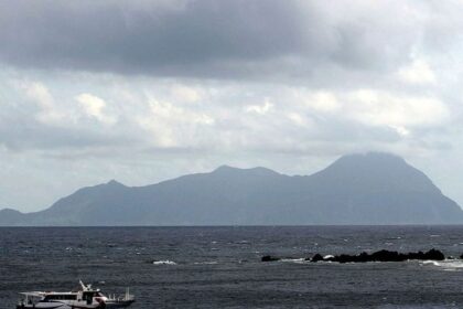 More than 1,000 earthquakes in 2 weeks leave Japanese islanders sleepless – National | Globalnews.ca