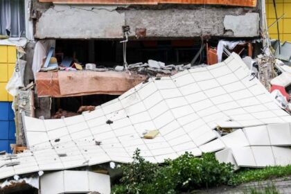 Russia hit by magnitude 8.8 earthquake sending tsunami waves to U.S., Japan  | Globalnews.ca