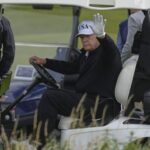 Scotland streets fill with protestors as Trump arrives to play golf – National | Globalnews.ca
