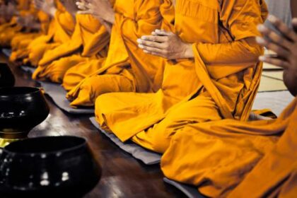 Woman accused of seducing, blackmailing Buddhist monks for millions – National | Globalnews.ca