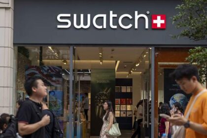 Swatch apologizes, pulls ‘slanted eye’ ad campaign amid backlash – National | Globalnews.ca