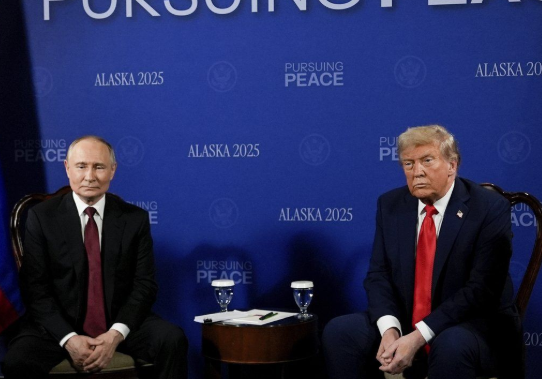 Trump greets Putin with a red carpet, Ukrainians feel betrayed – National | Globalnews.ca